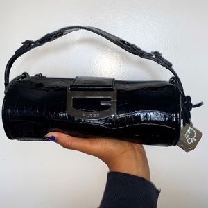 Vintage Guess barrel bag😤✨